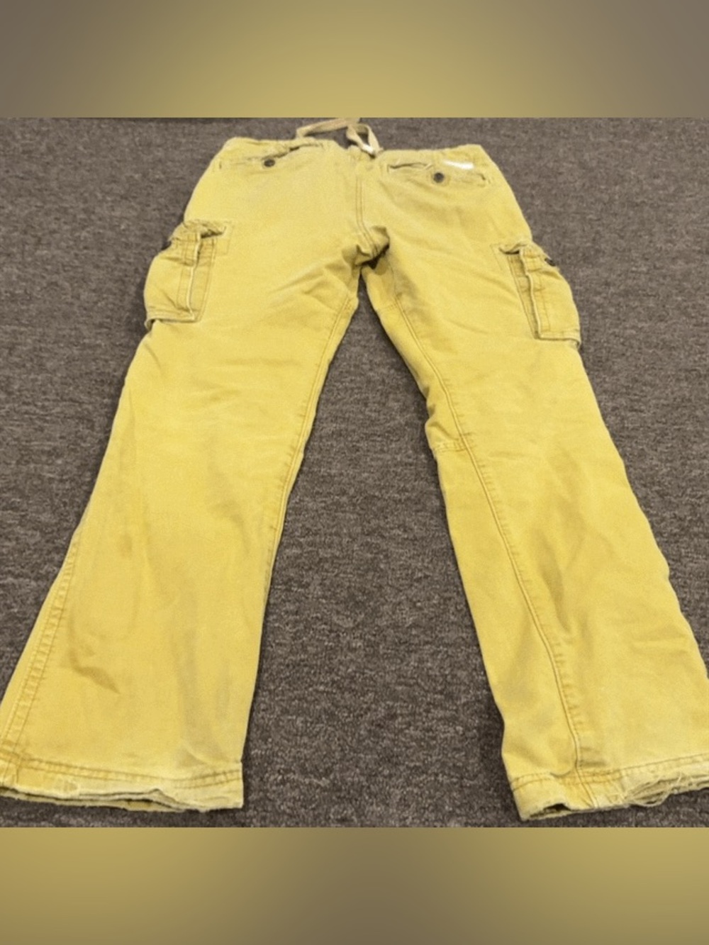 EUC! Abercrombie & Fitch Men 32x32 yellow Cargo Pant Drawstring casual bottom - Picture 3 of 3